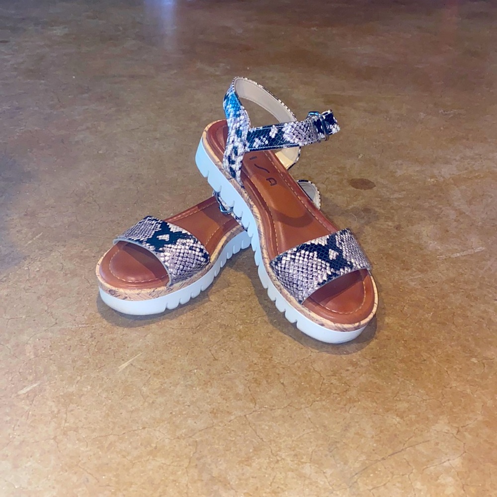 Snake print platform sandals!